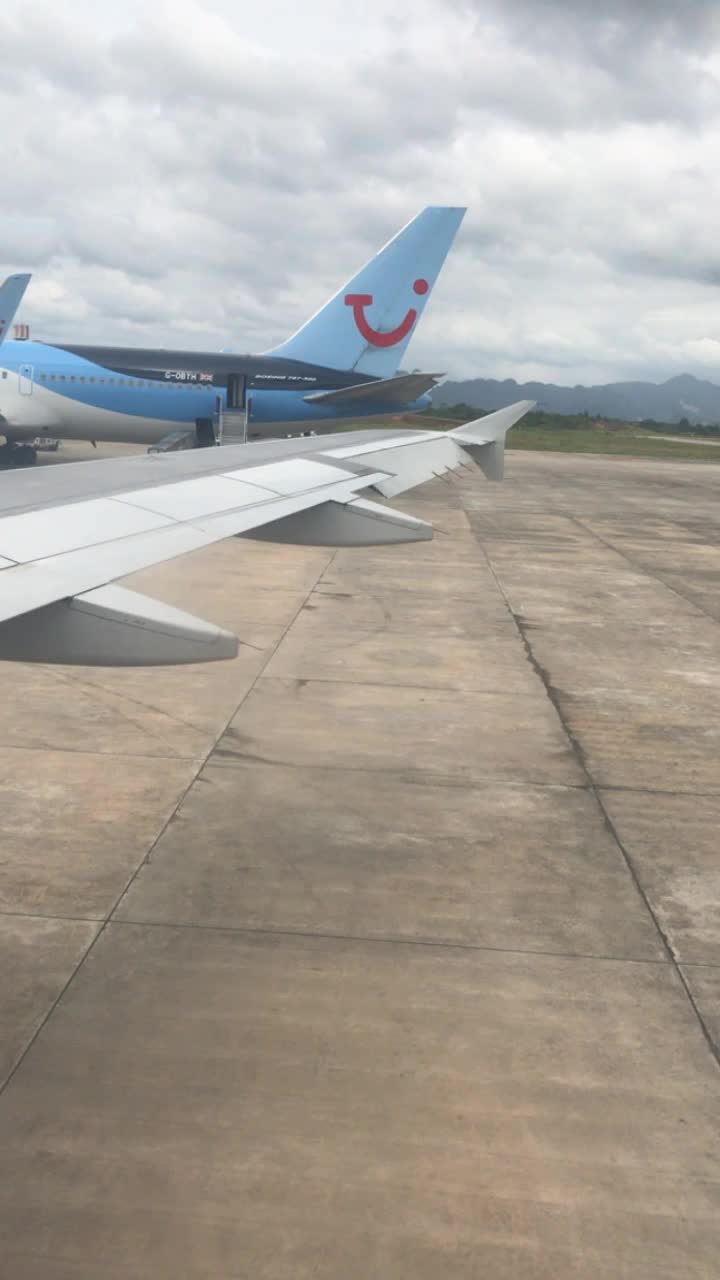 Krabi, Thailand ✈ Bangkok, Thailand ✈ Doha, Qatar ✈ Philadelphia ✈ Charlotte